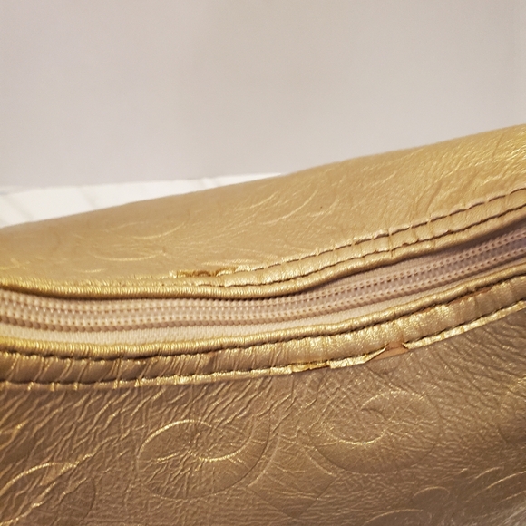 Gold Derton Shoulderbag - Picture 6 of 10
